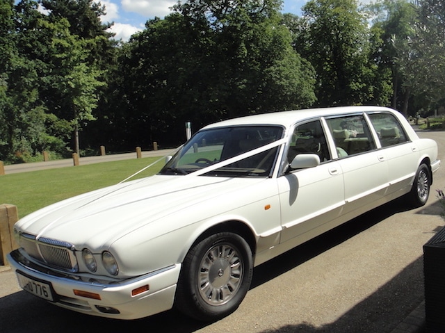 X3000 Daimler Limousine 640x480 X3000 Daimler Wedding Car
